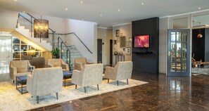 Lobby - Victor's  Residenz-Hotel Saarlouis (Saarlouis)