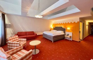 Premium bedding, down duvets, minibar, in-room safe