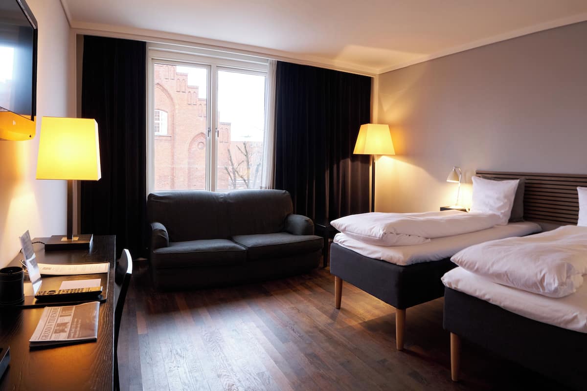 Grand Wing Standard Twin | Premium bedding, in-room safe, individually furnished