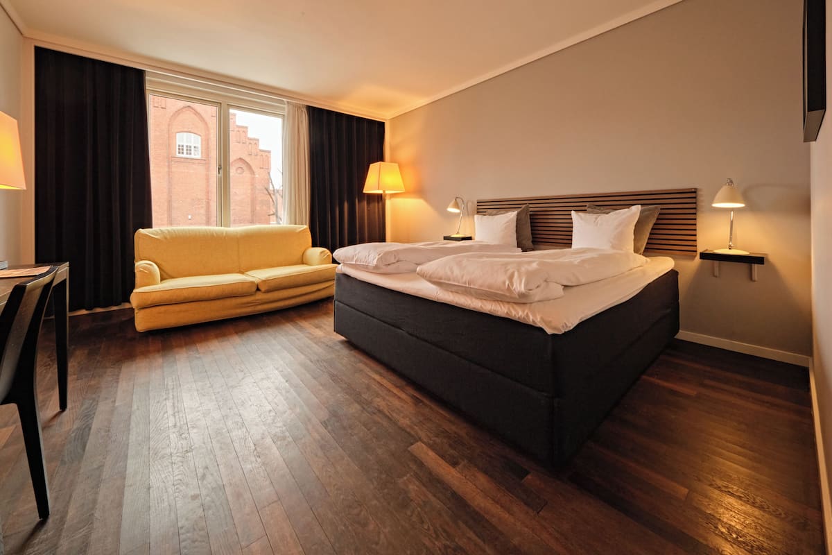 Grand Wing Standard Dobbelt | Premium bedding, in-room safe, individually furnished