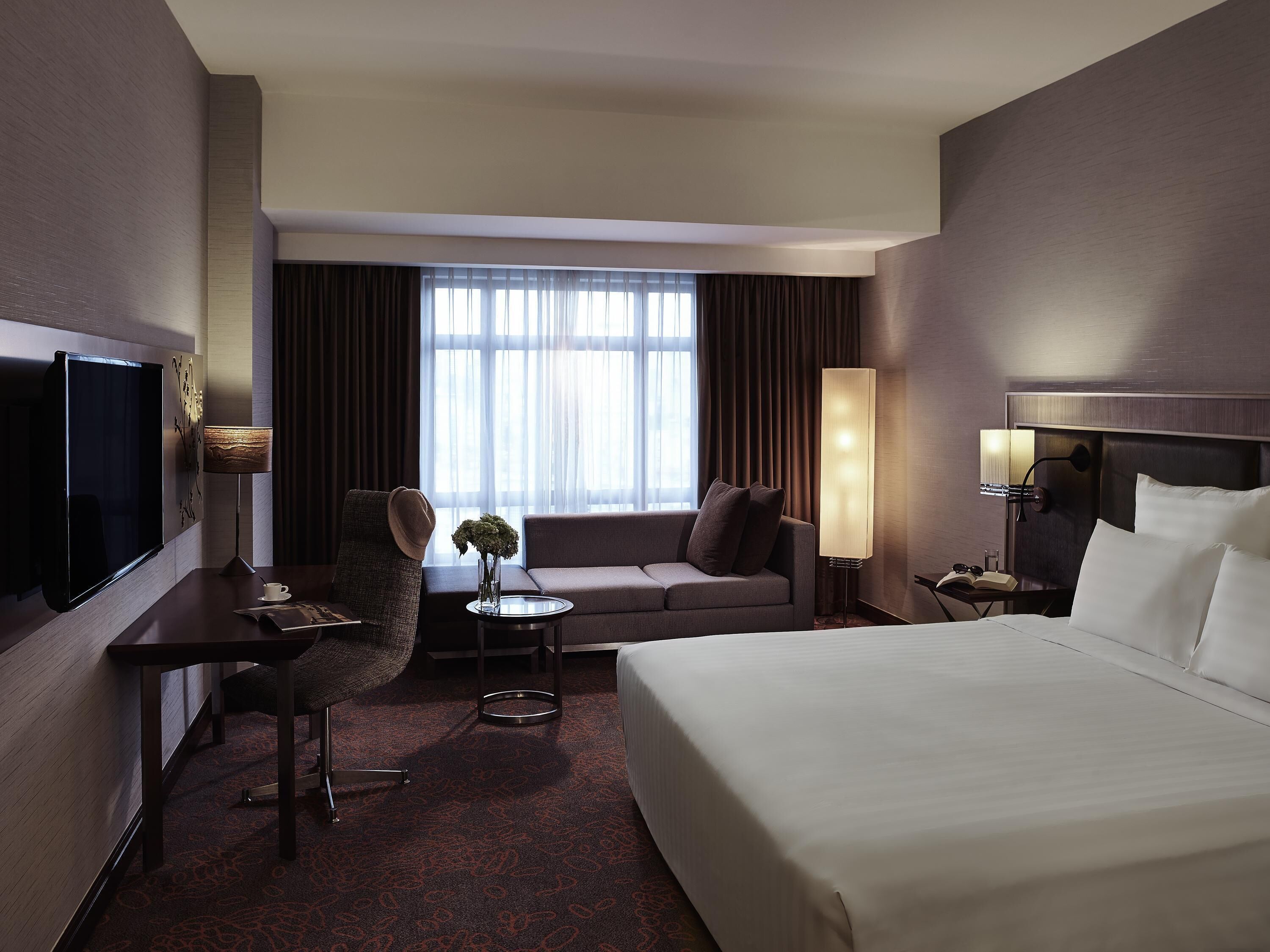 ملاءات من القطن المصري وأغطية فراش متميزة وألحفة محشوة بالريش