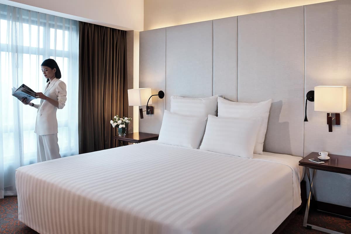 Egyptian cotton sheets, premium bedding, down duvets