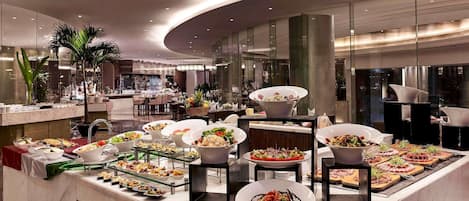 Daily buffet breakfast (USD 23 per person)