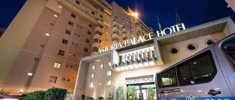 Front of property - evening/night