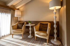 Junior Suite | Living area