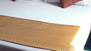 4 habitaciones, minibar y caja de seguridad en la habitación