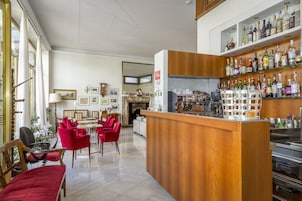 Bar (en el alojamiento)