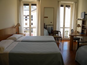 1 bedroom, premium bedding, down comforters, in-room safe