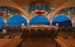 Rooftop bar - Hyatt Regency Phuket Resort (Kamala)