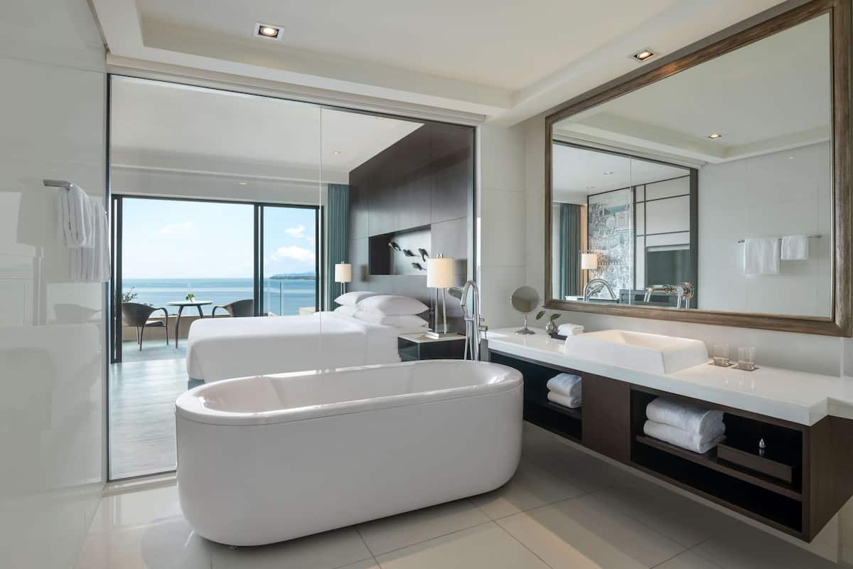 room, 1 king bed, ocean view | bathroom | separate bathtub and shower, deep-soaking bathtub, rainfall showerhead