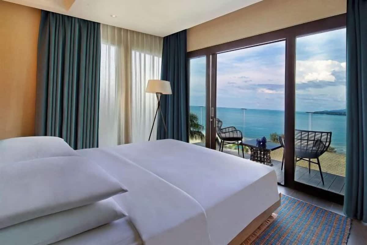 1 bedroom, minibar, in-room safe, desk