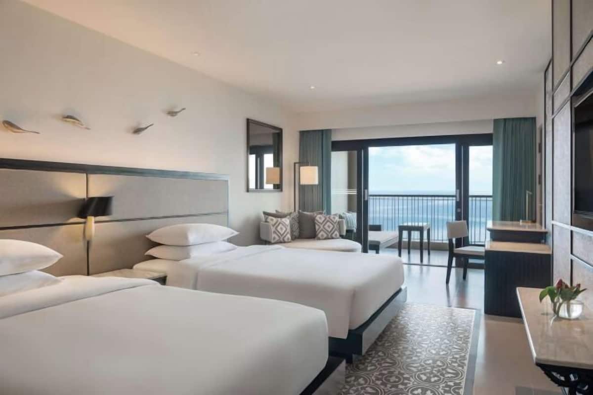 1 bedroom, minibar, in-room safe, desk