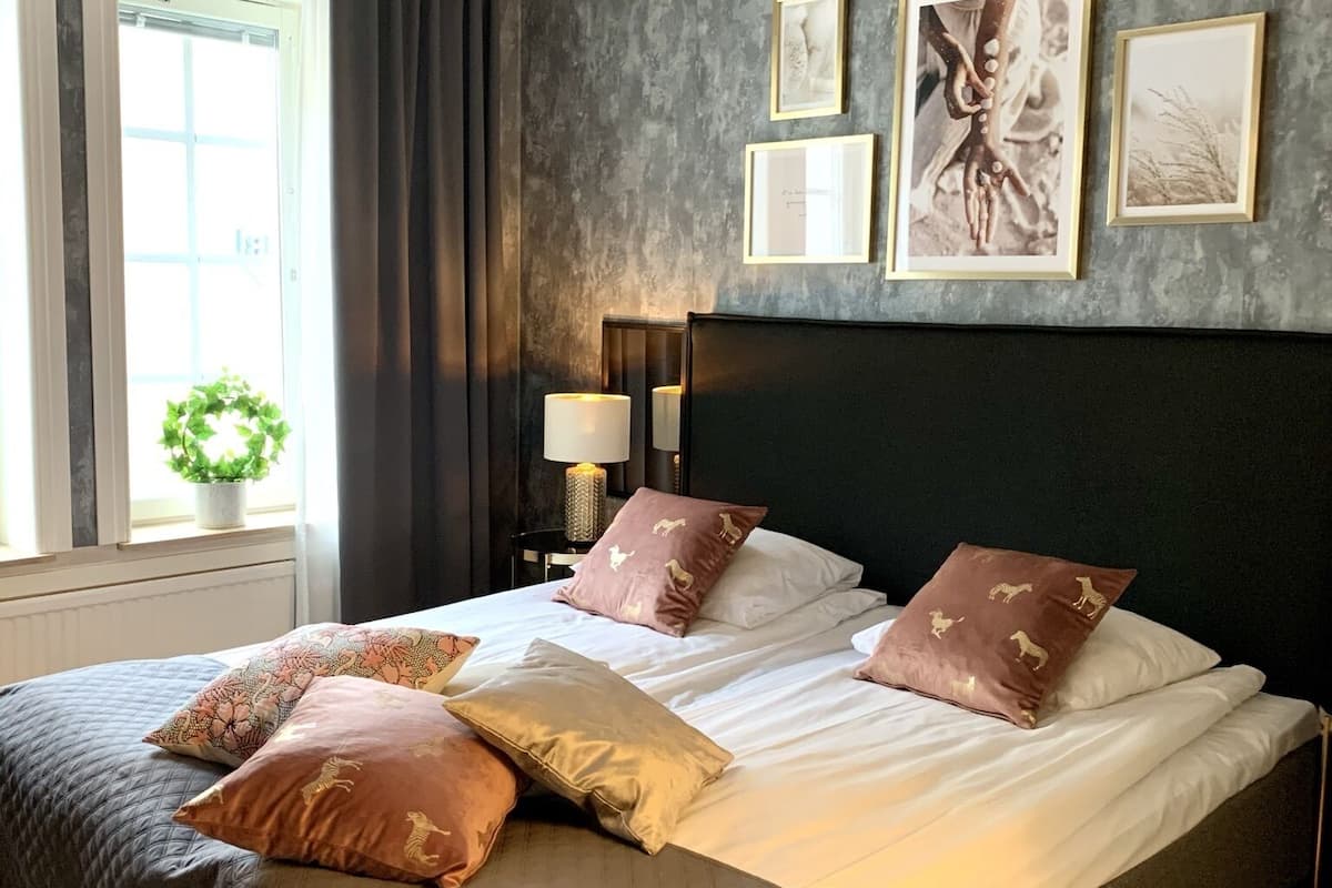 triple room | 1 bedroom, individually decorated, individually furnished