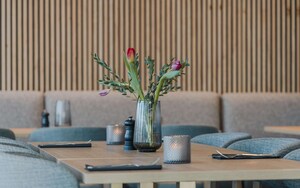 Frokost, lunsj og middag serveres