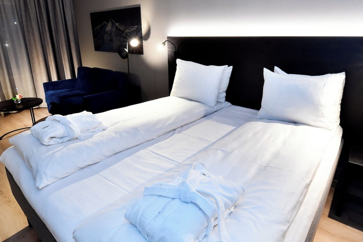 Superior-Zimmer | Minibar, Schreibtisch, Bügeleisen/Bügelbrett, Babybetten