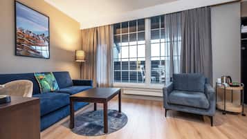 Minibar, skrivebord, strygejern/strygebræt, gratis Wi-Fi