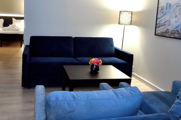 Junior-Suite, Nichtraucher | Minibar, Schreibtisch, Bügeleisen/Bügelbrett, Babybetten