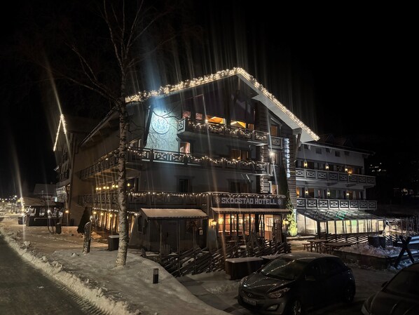Front of property – evening/night