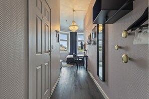 Solo City View | 2 bedrooms, premium bedding, individually furnished, desk