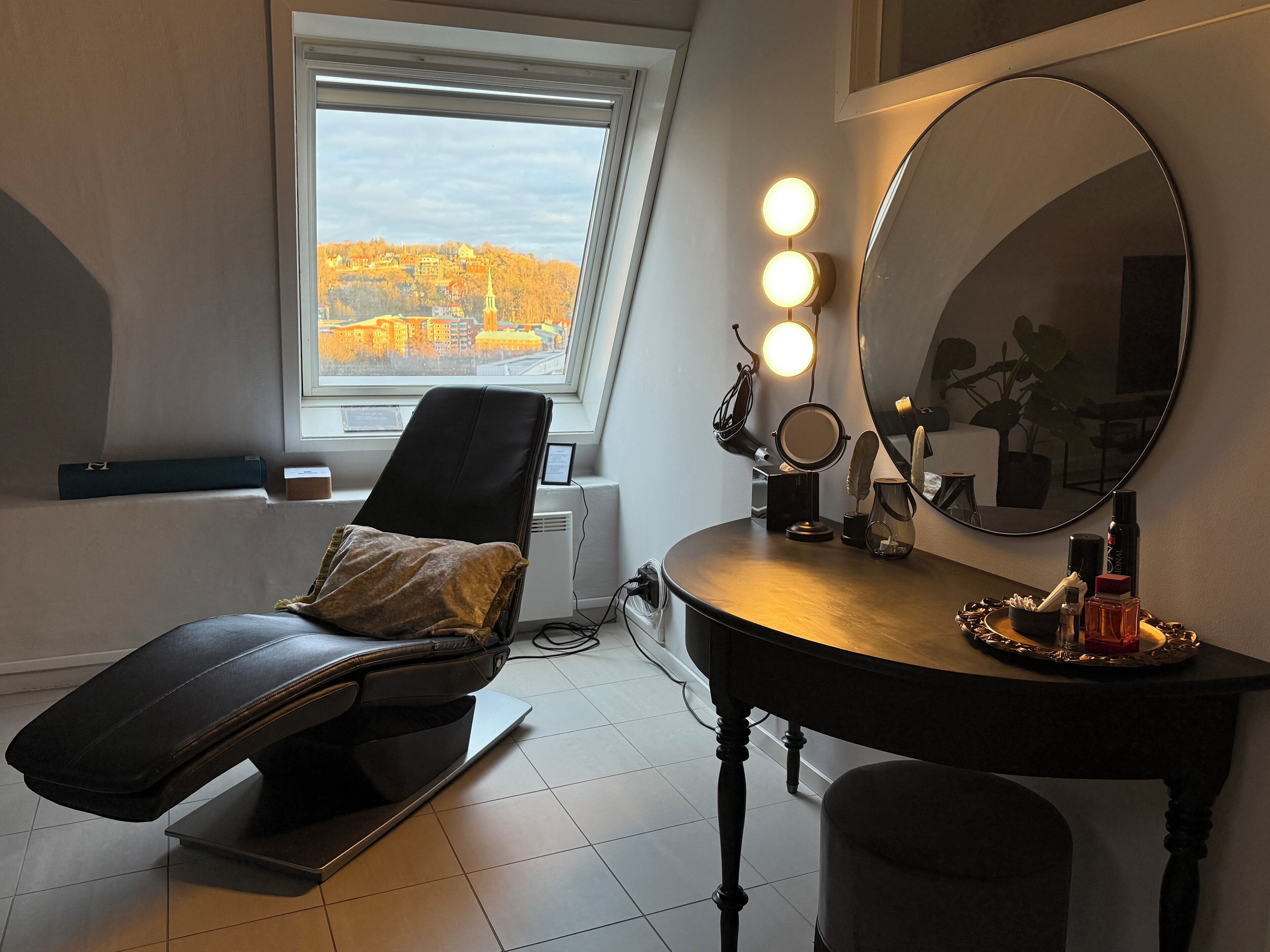 penthouse terrace suite | 2 bedrooms, premium bedding, individually furnished, desk