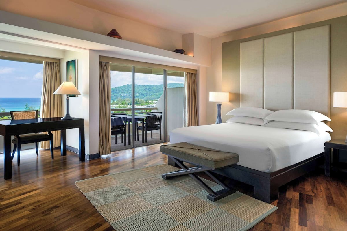 Executive Suite