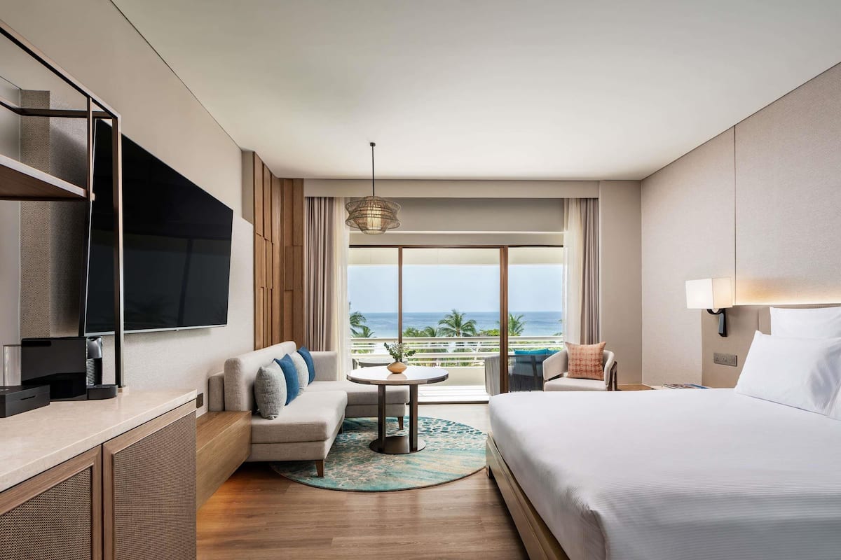 Deluxe Room, 1 Double Bed, Sea View