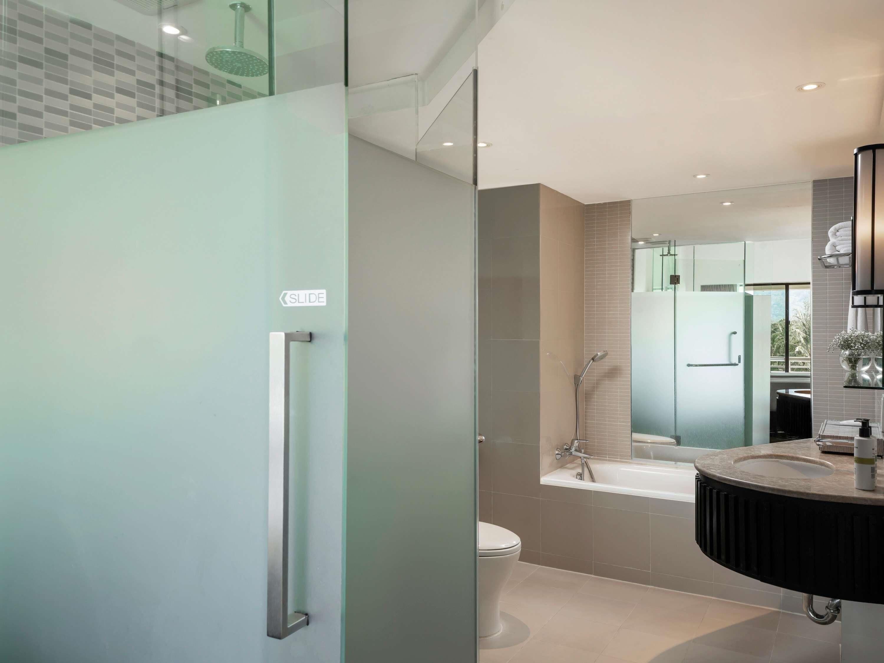 Premium bedding, minibar, in-room safe, individually furnished