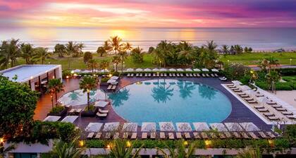 Pullman Phuket Karon Beach Resort