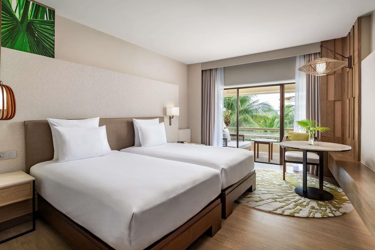 Deluxe Twin Room, 2 Single Beds, Garden View