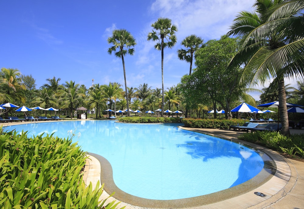Hilton Phuket Arcadia Resort & Spa by null