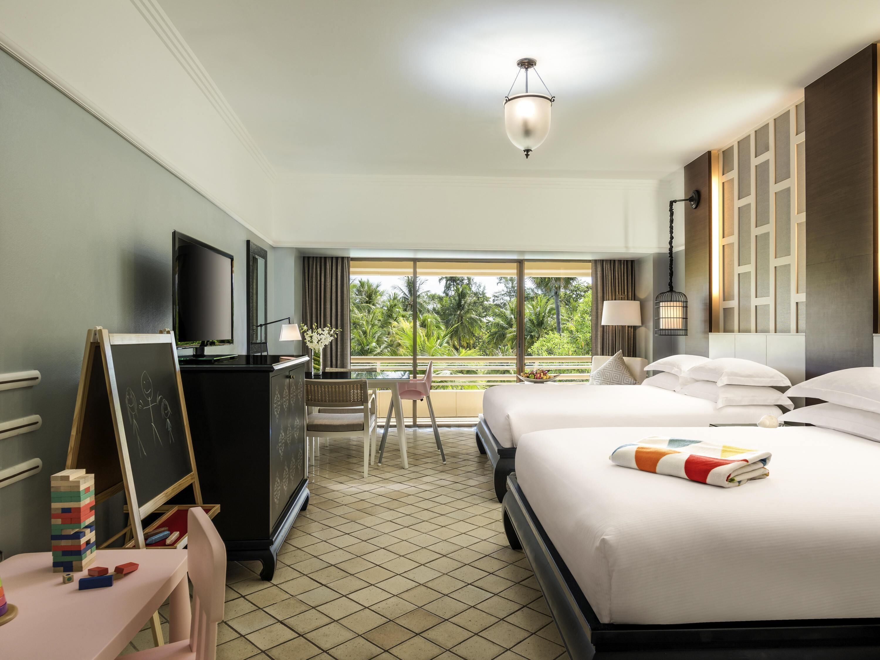 Ropa de cama de alta calidad y minibar 