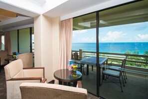 Presidential Suite, 1 King Bed | Restaurant | 4 restaurants, breakfast, lunch, dinner served; international cuisine