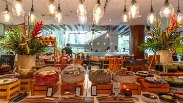 Daily buffet breakfast for a fee