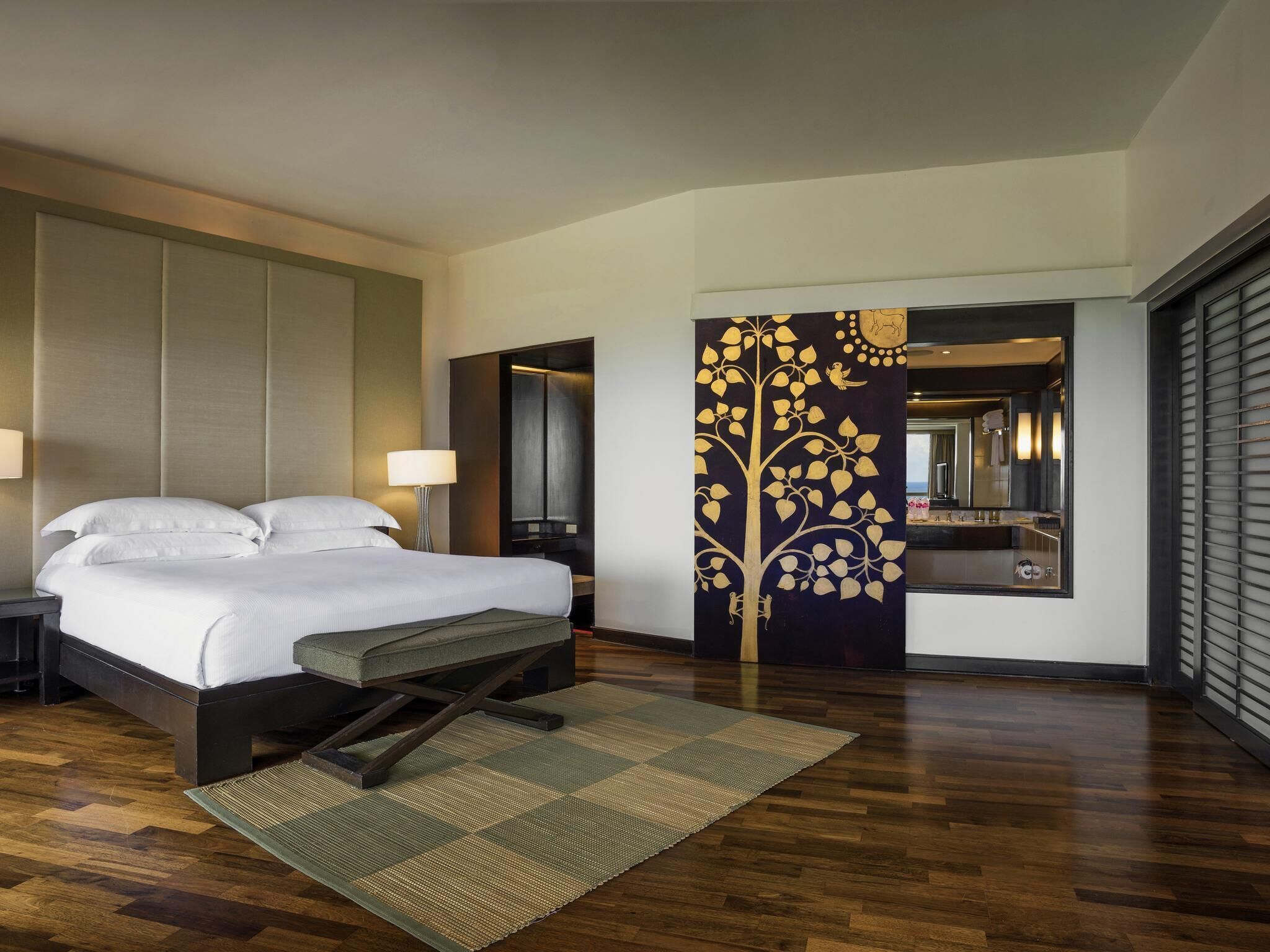 Executive-Suite