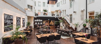 Home Hotel Plaza