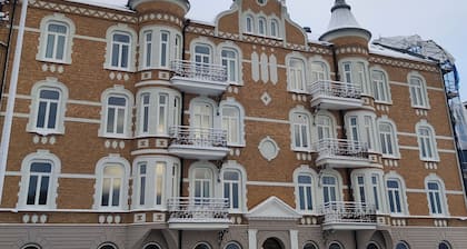 Home Hotel Plaza