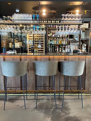 Bar (in der Unterkunft)