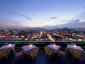 Thành phố nhìn từ nơi lưu trú