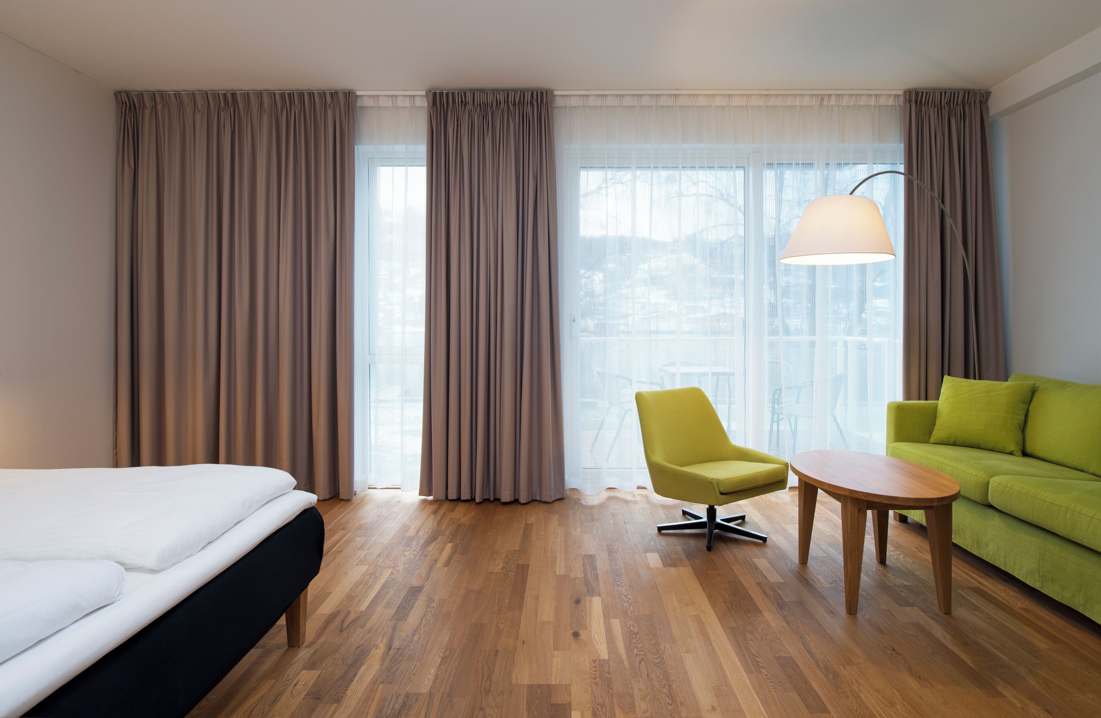 商务客房, 无烟房, 海洋景观 | 迷你吧、办公桌、笔记本电脑工作区、遮光窗帘