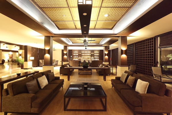 Lobby lounge, pool views, open daily