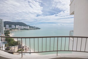 Beach/ocean view