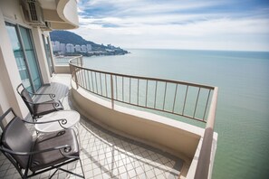 View from room - Rainbow Paradise Beach Resort (George Town)