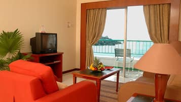 In-room safe, desk, soundproofing, iron/ironing board