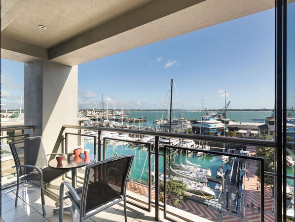 Deluxe Suite, 1 Bedroom (Marina)