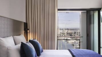 Suite, 1 Bedroom, Marina View | Minibar, in-room safe, desk, iron/ironing board
