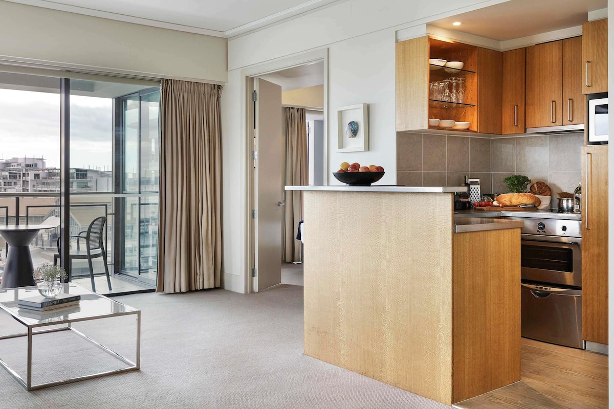 Deluxe Suite, 1 Bedroom (Marina)
