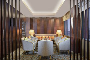 Executive-lounge