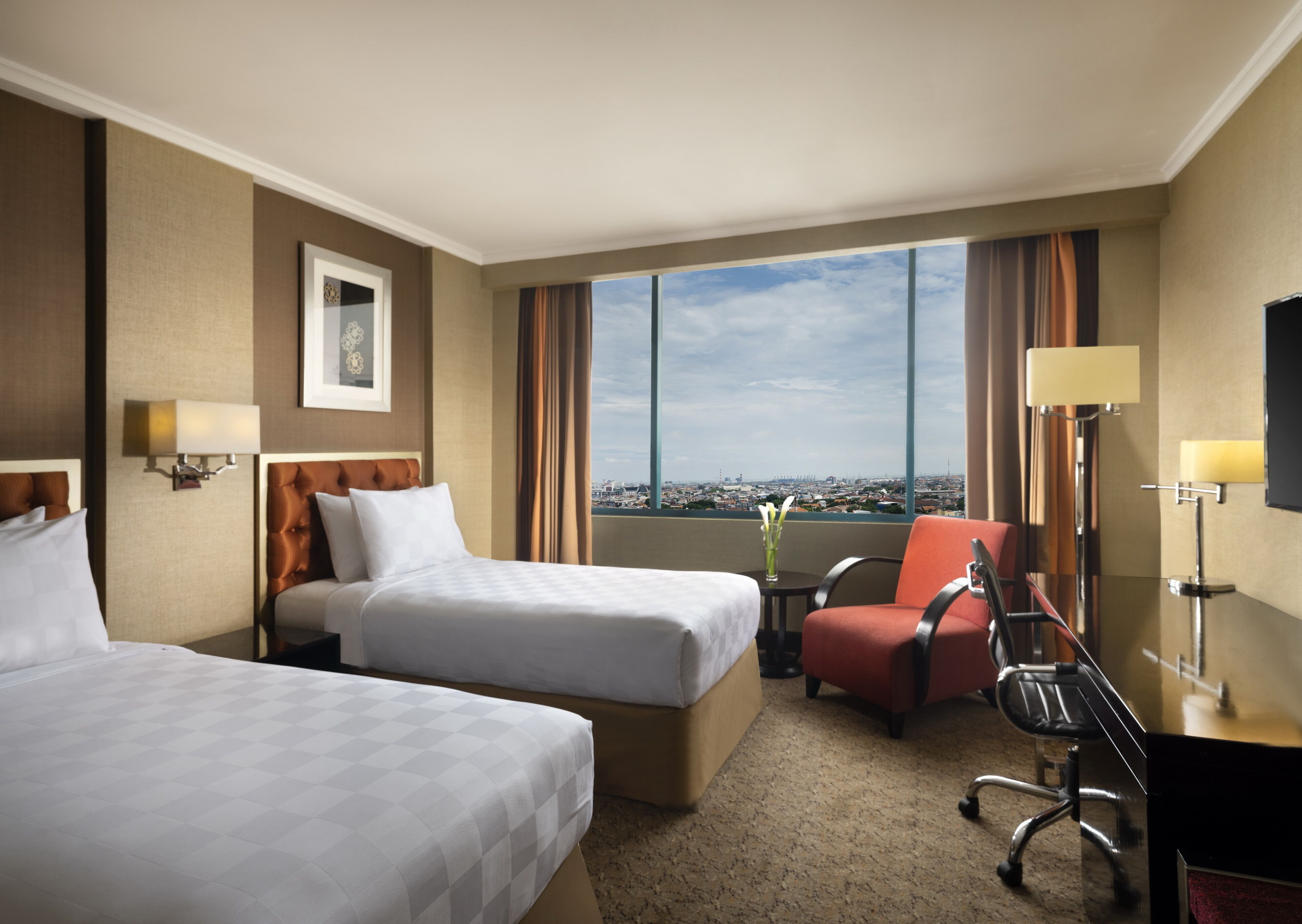 1 bedroom, premium bedding, minibar, in-room safe