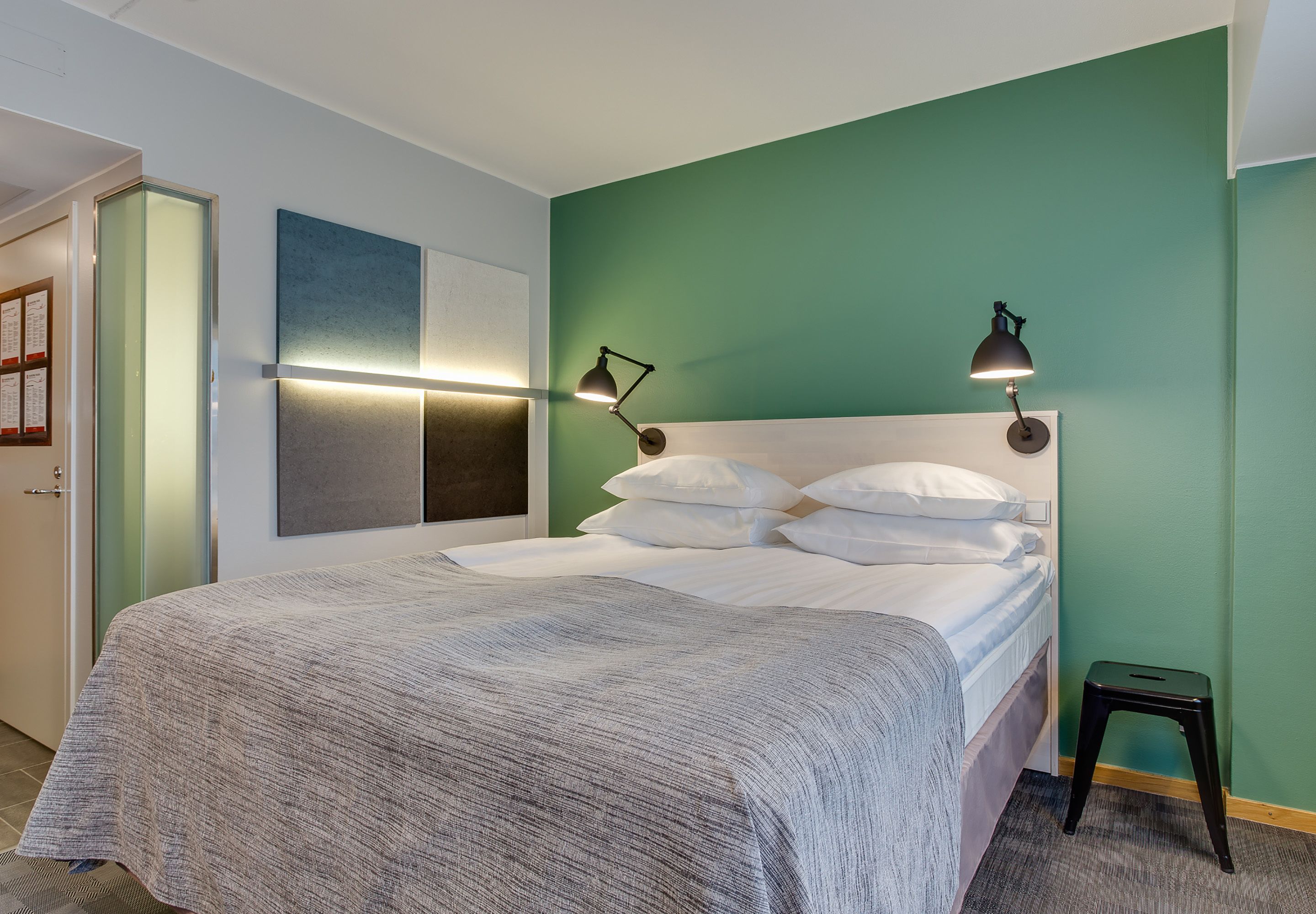 Standard Twin Room | Desk, soundproofing, iron/ironing board, free WiFi