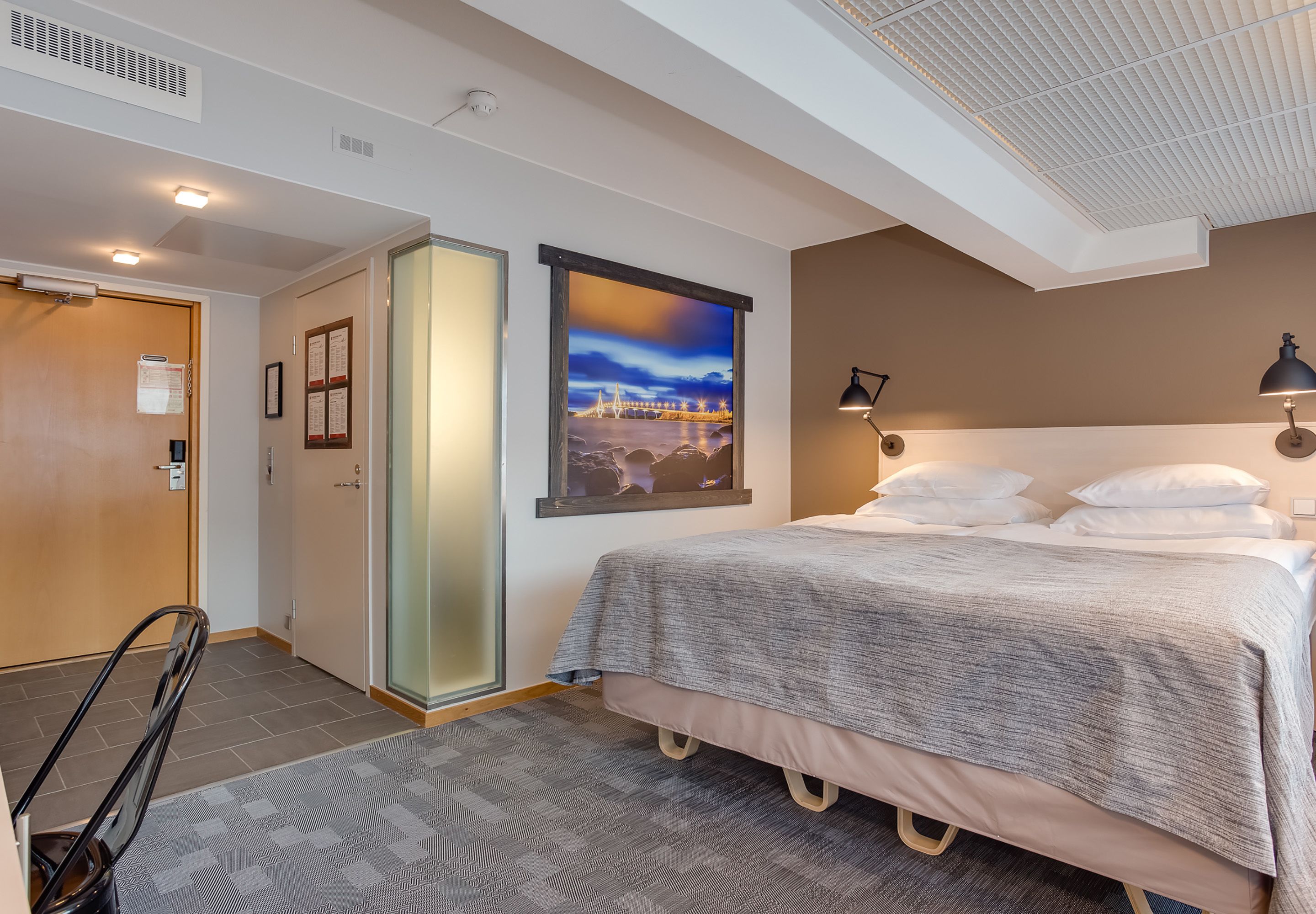 Standard Twin Room | Desk, soundproofing, iron/ironing board, free WiFi